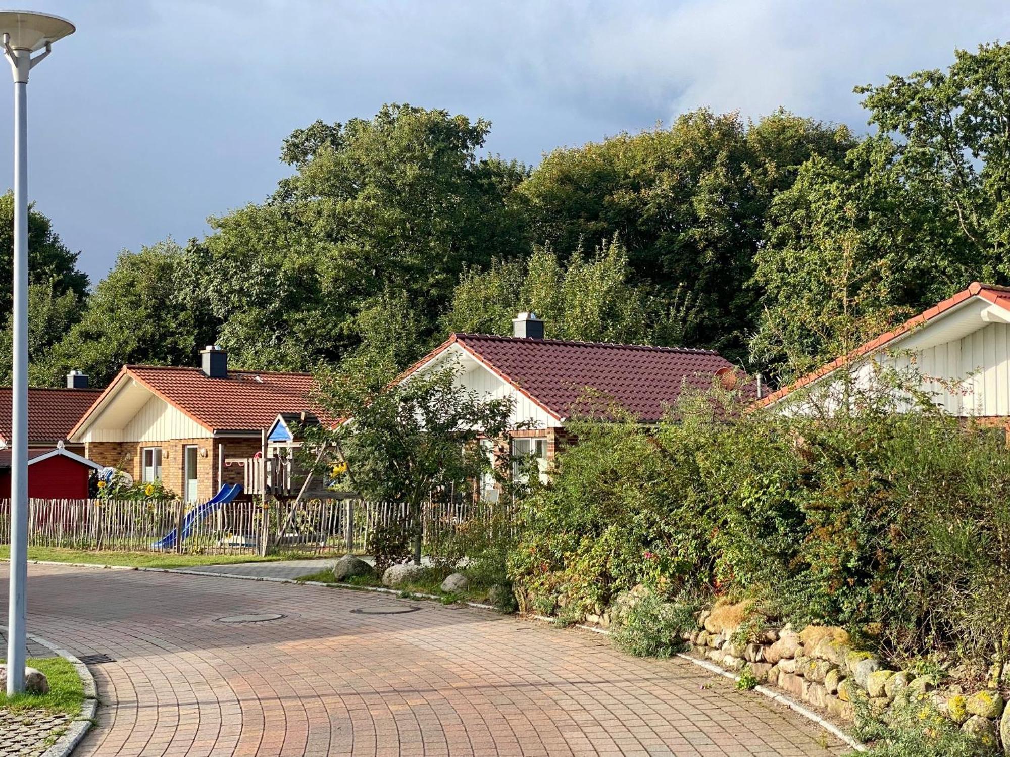 Feriendorf Suedstrand Haus 33 Pelzerhaken Buitenkant foto